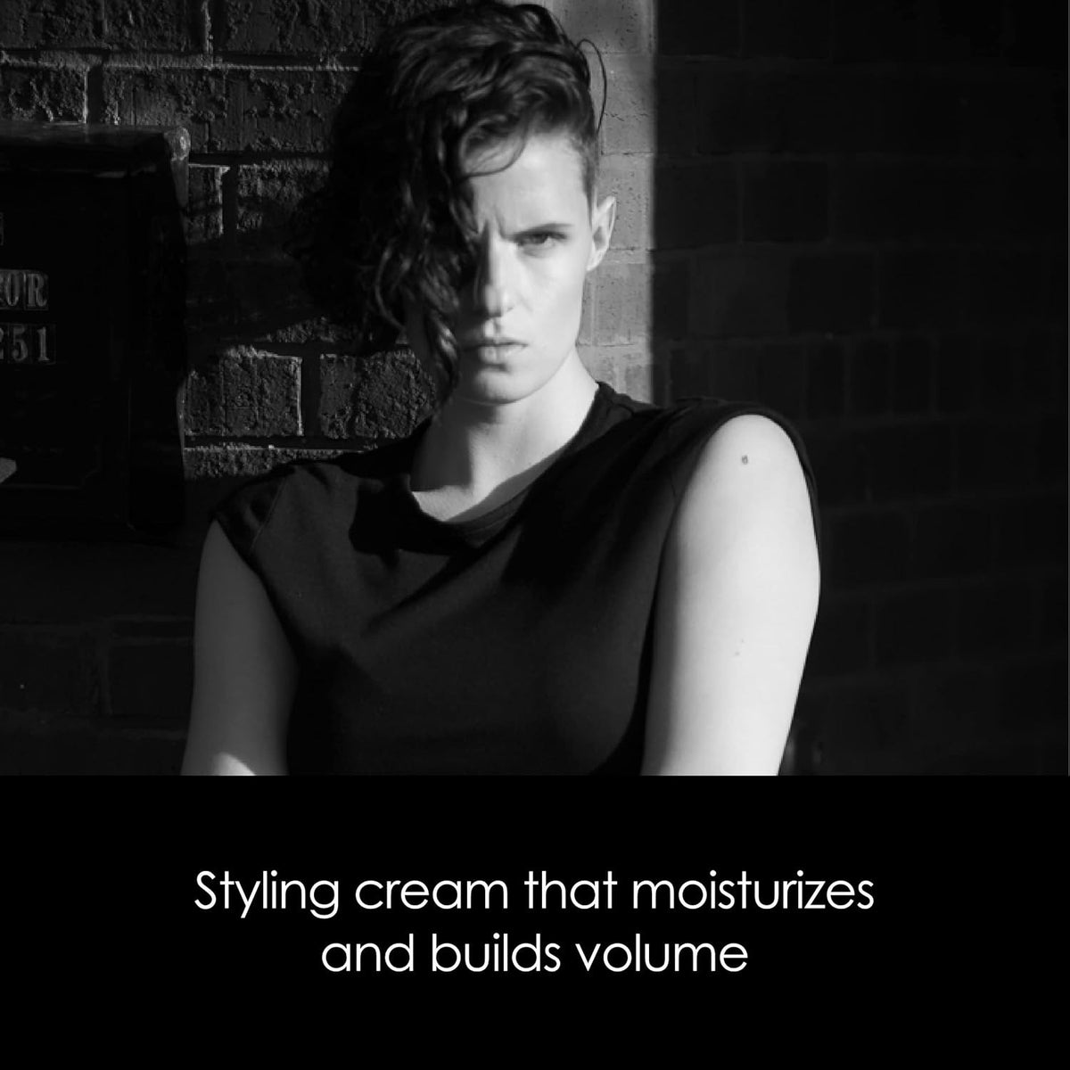 Wahl 1919 Thickening Styling Cream 3.4 fl oz/ 100 ml 54244