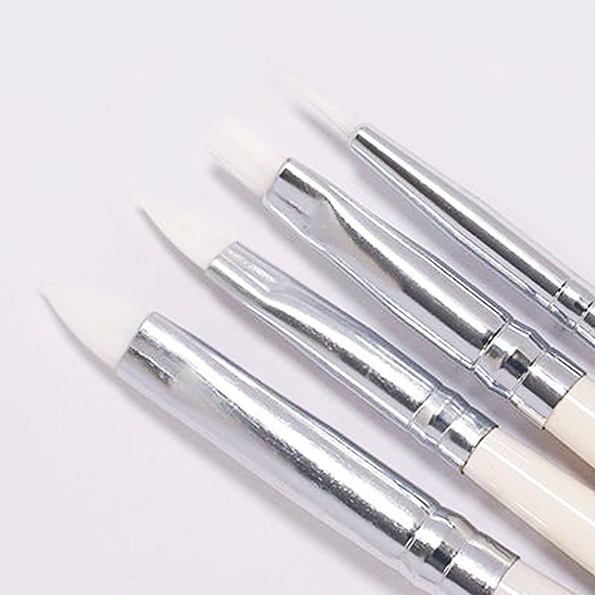 Cuccio Pinceau Gel Poils Nylon Lot de 4 719296
