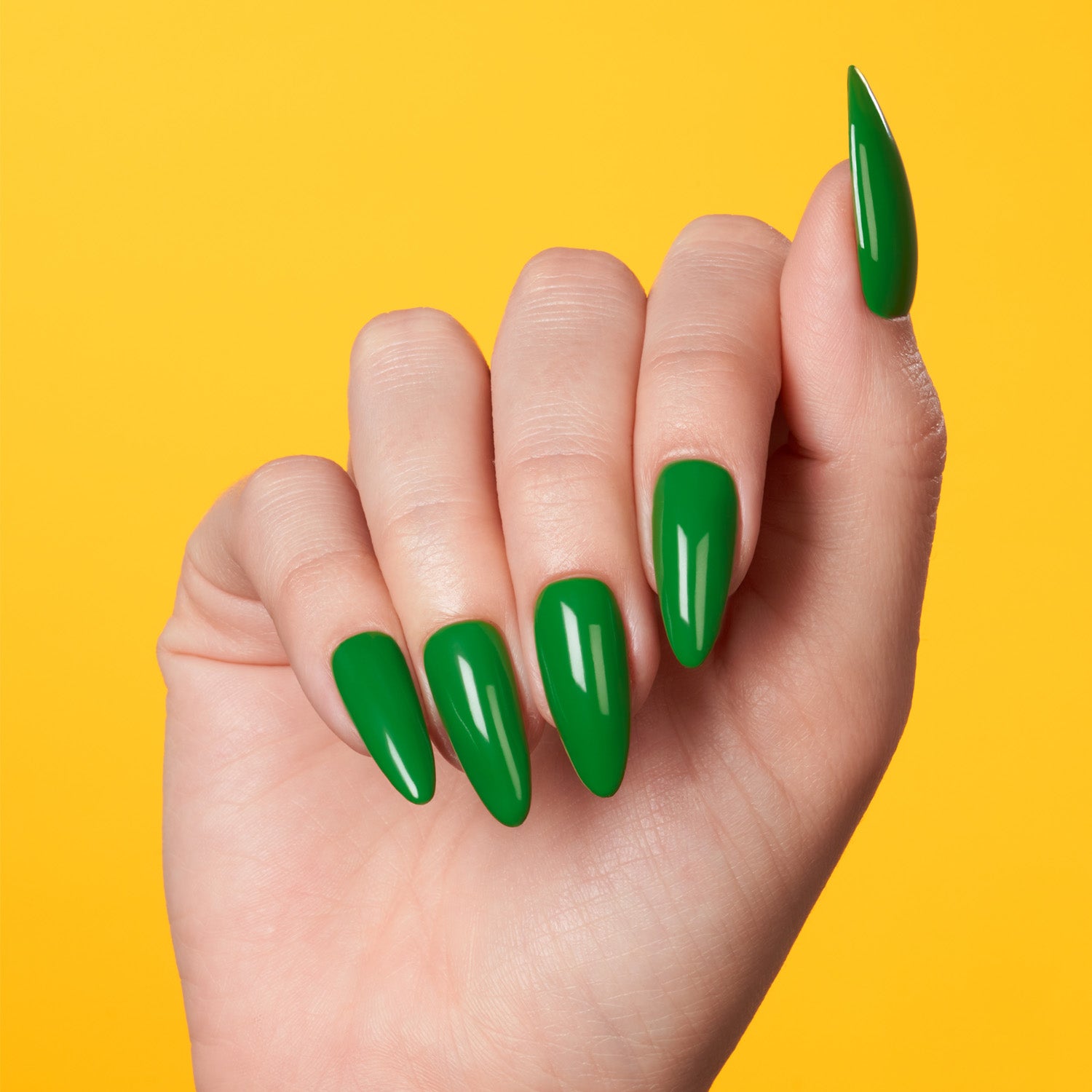 CND Shellac Vivid Shamrock Green 0.25 fl oz 7.3 ml 01763